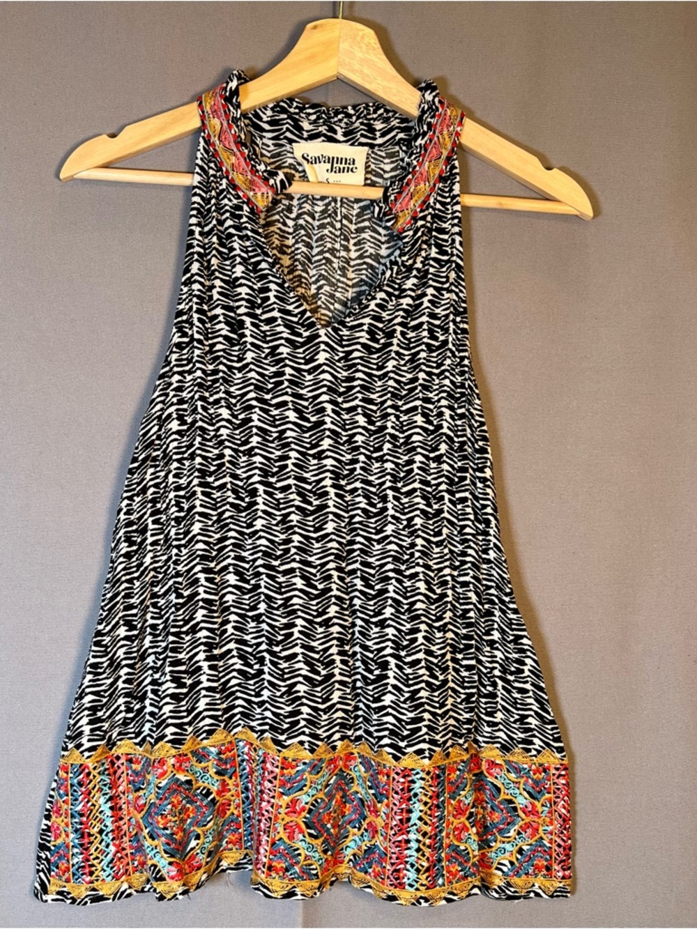 Savanna Jane Black&White Patterned Halter TunicTop w/ Multicolor Embroidered